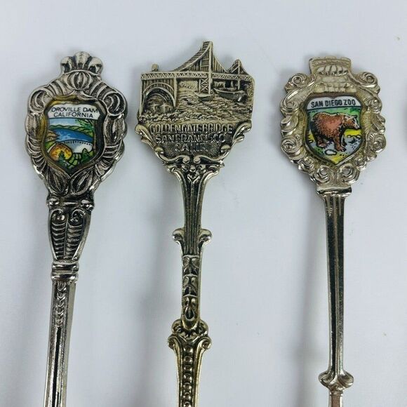 West Coast States LOT Collectible Spoons Landmarks Alaska Hawaii California ETC - Picture 4 of 12
